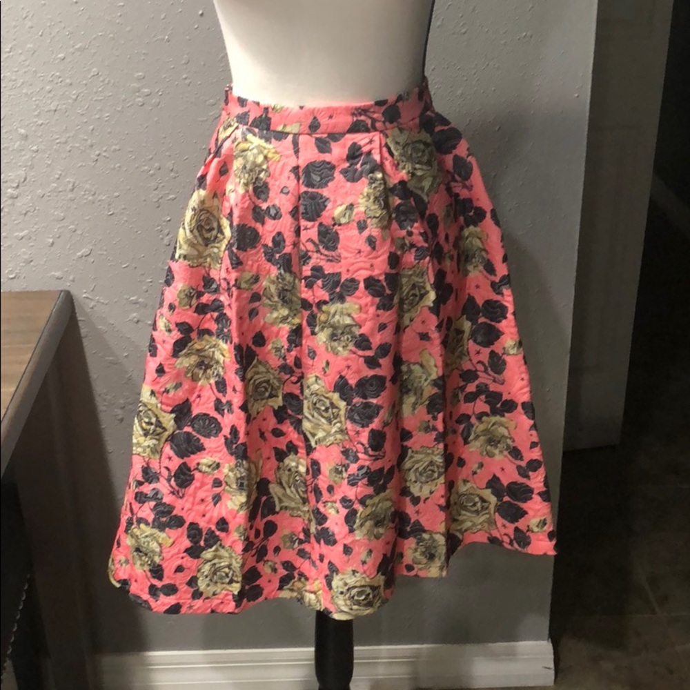 Women’s skirt